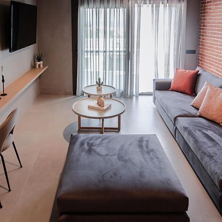 Orama Luxury Suite 3 Bedrooms With Private Pool 헐소니소스 외부 사진