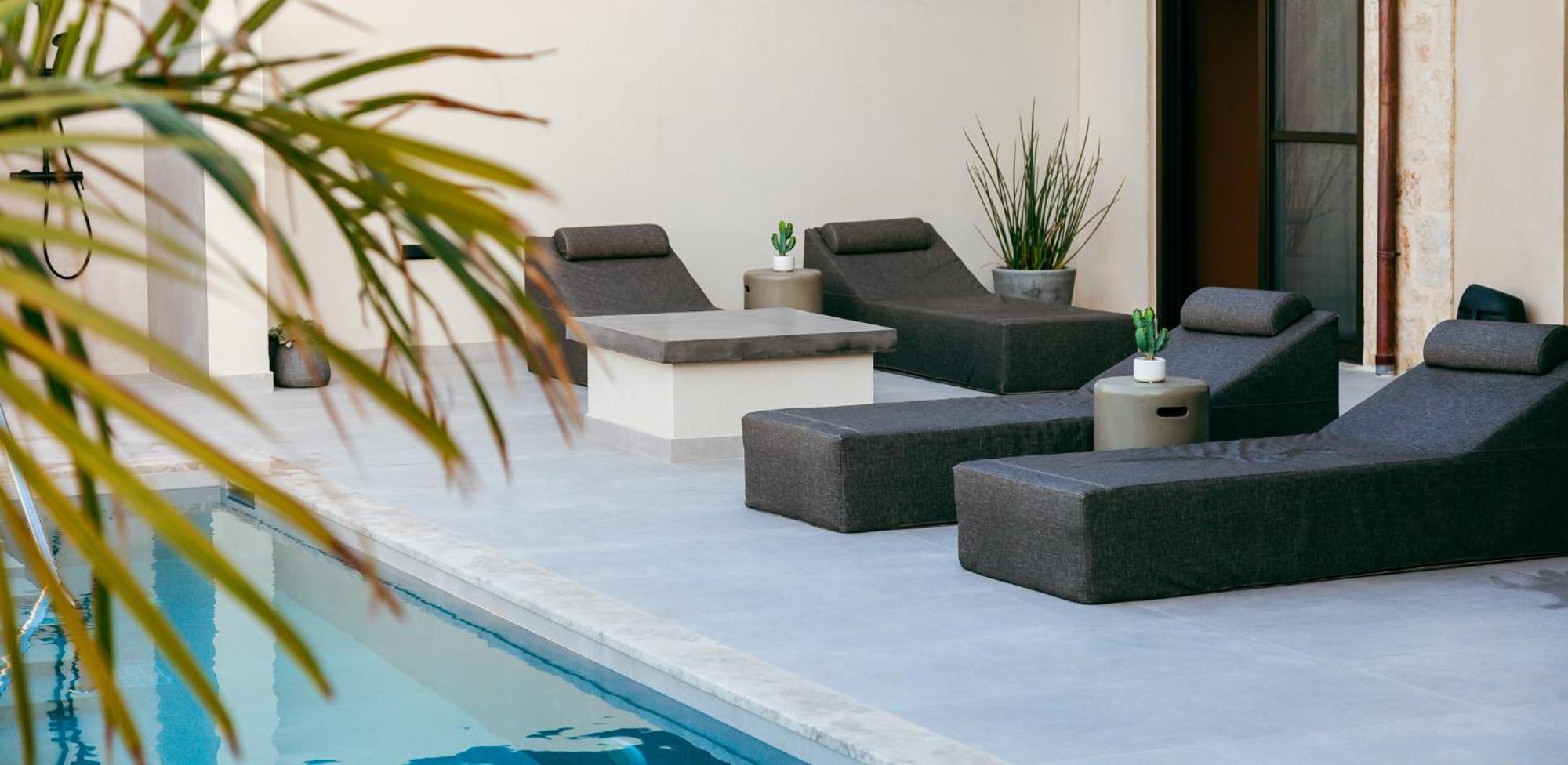 Orama Luxury Suite 3 Bedrooms With Private Pool 헐소니소스 외부 사진