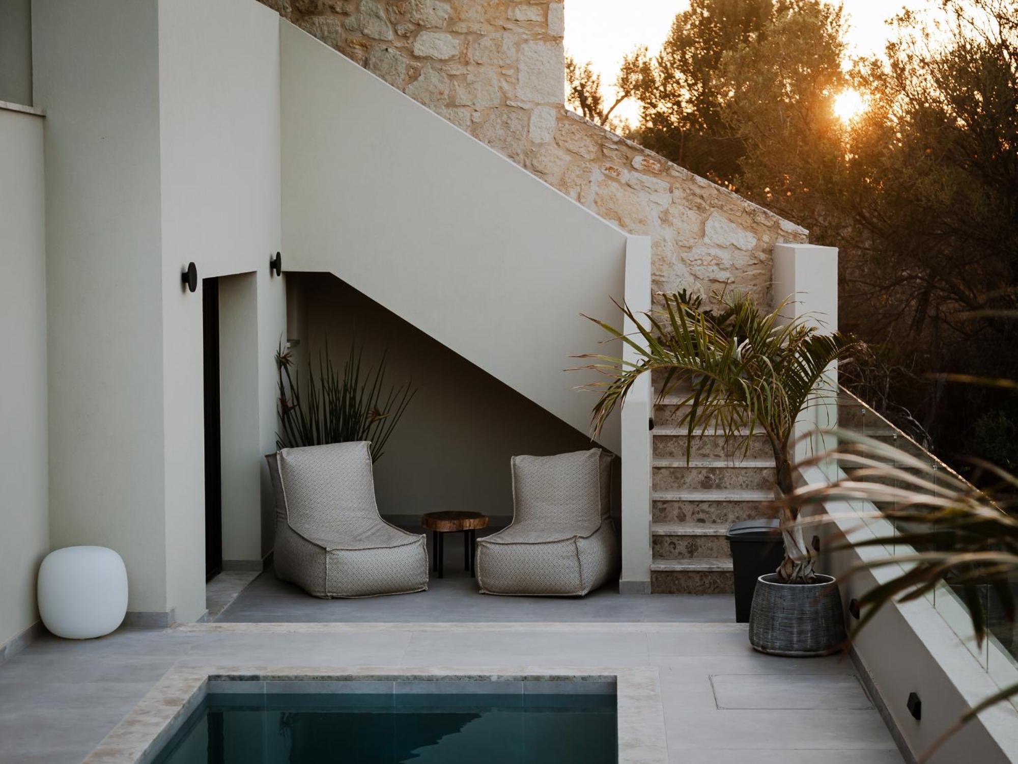 Orama Luxury Suite 3 Bedrooms With Private Pool 헐소니소스 외부 사진